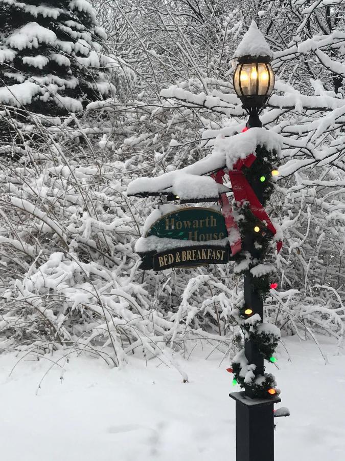 Howarth House Bed And Breakfast Fitchburg Exterior foto